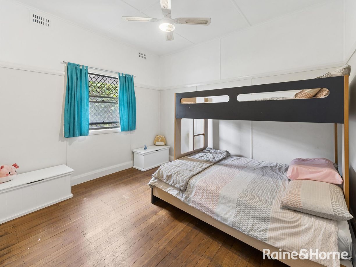 33 Grafton Street — photo 17 of 28