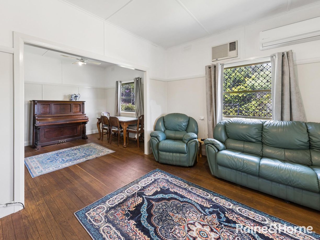33 Grafton Street — photo 7 of 28