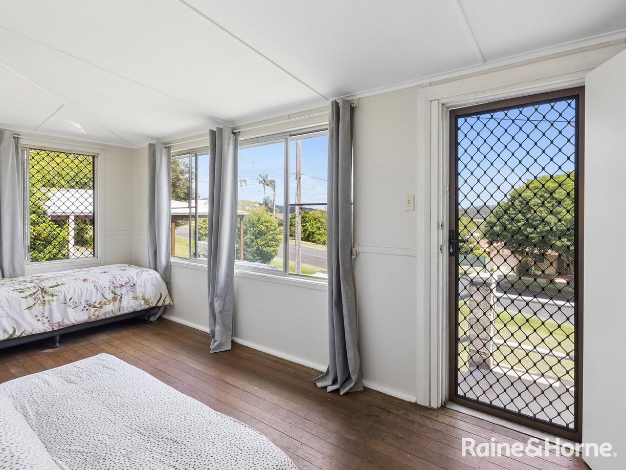 33 Grafton Street — photo 4 of 28