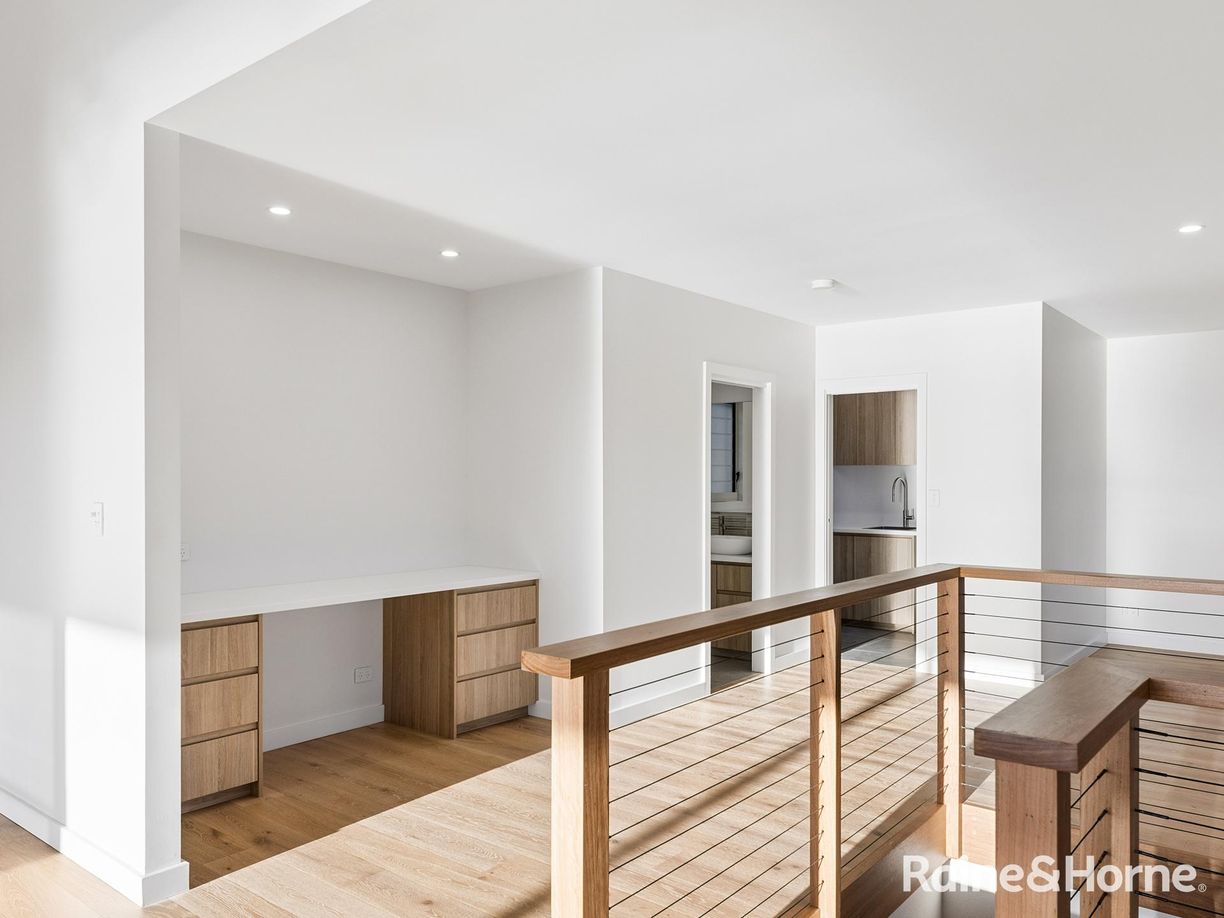 501 Old Ferry Road — photo 8 of 30