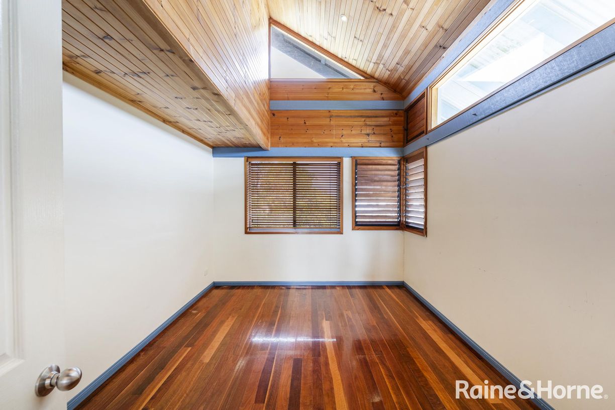 11 Honeysuckle Street — photo 10 of 30