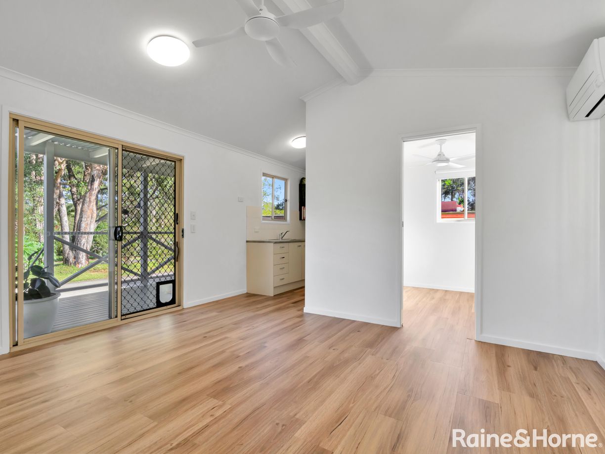 11/286 Iluka Road — photo 4 of 15