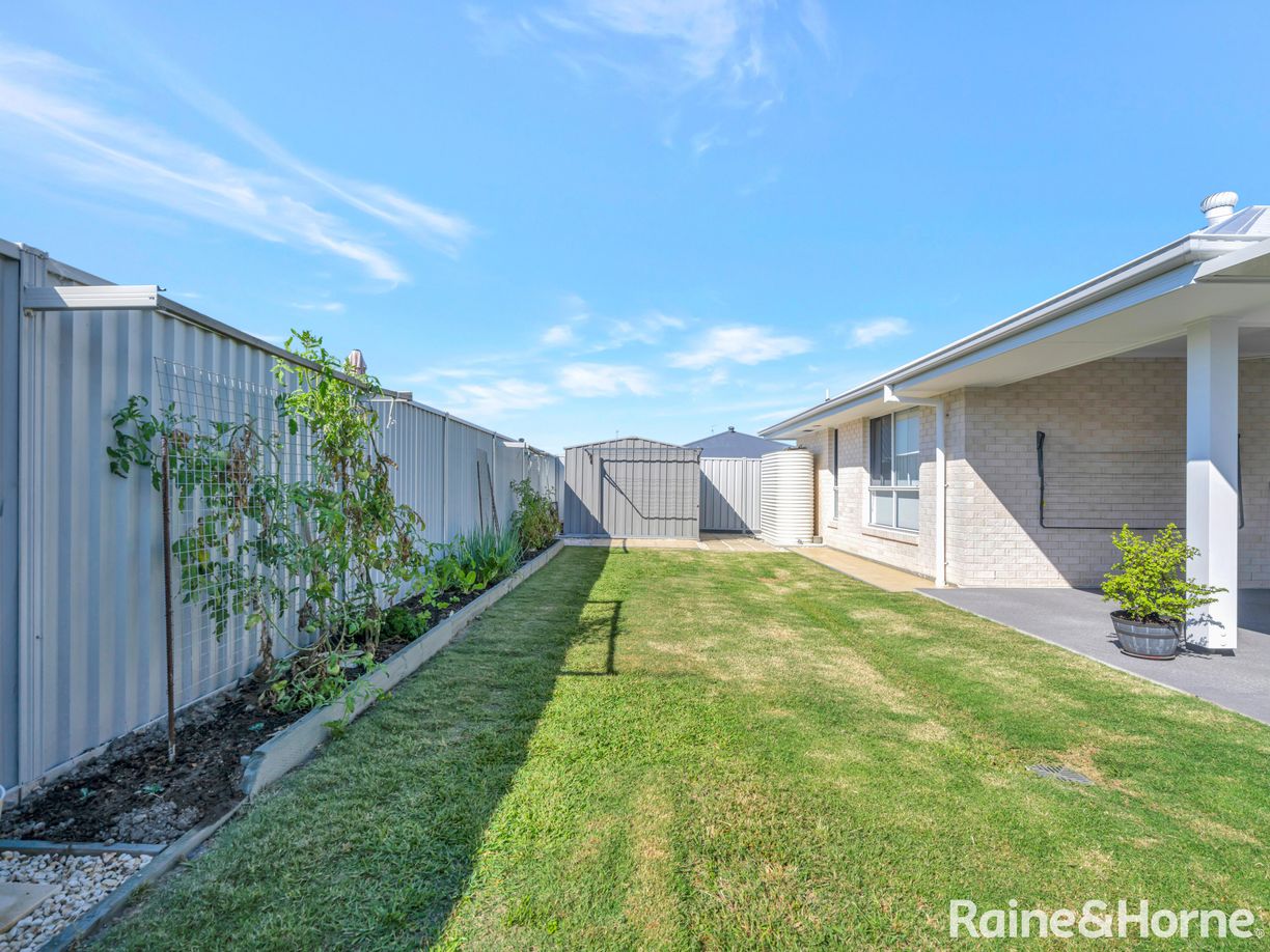 17 Bushy Street — photo 19 of 26