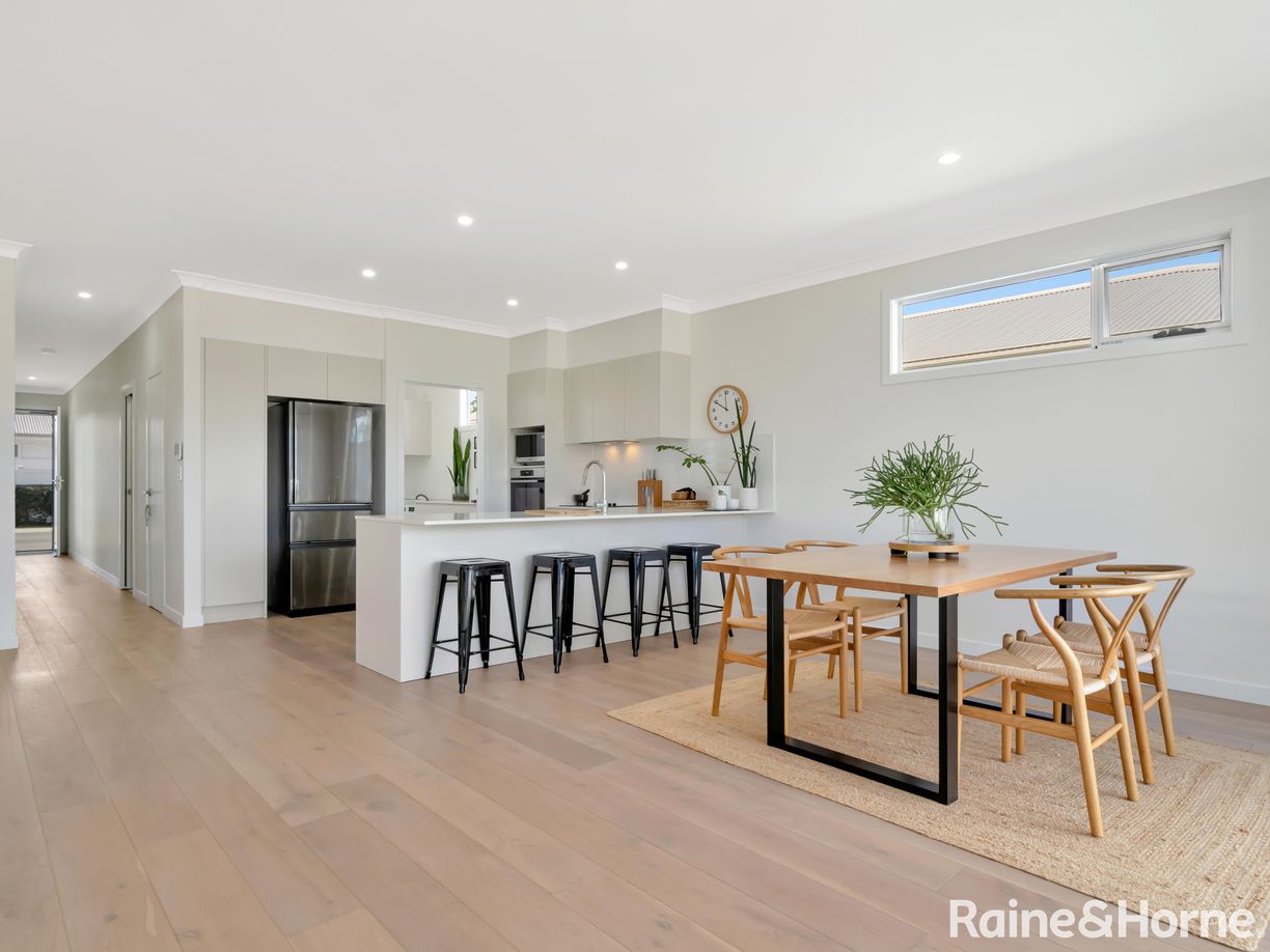 216/85 Sheehans Lane — photo 12 of 18