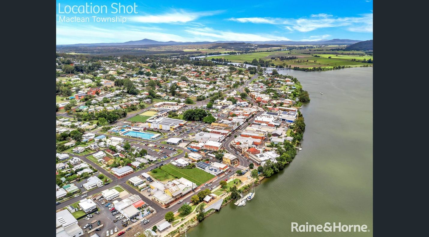 4 Clunes Close — photo 11 of 12