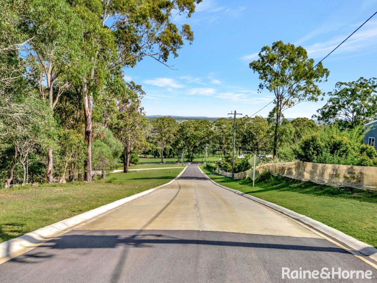6 Clunes Close — photo 9 of 18