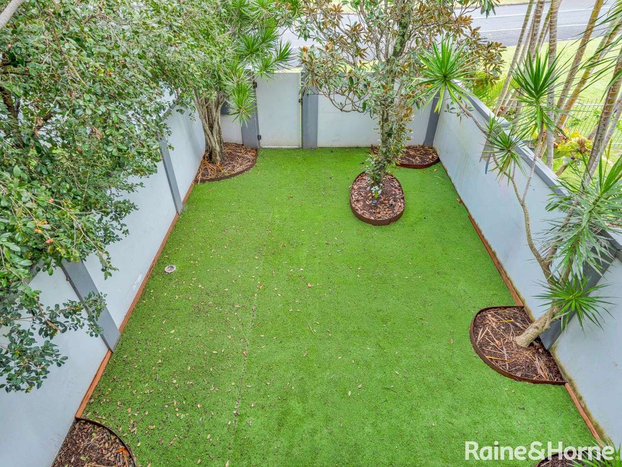 2/67 Wooli Street — photo 18 of 23