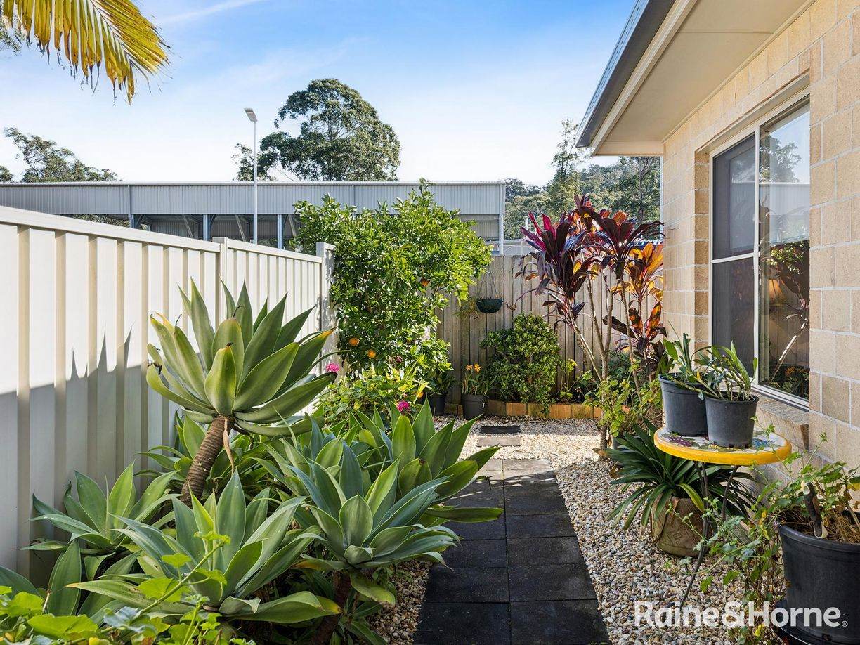 27 Scullin Street — photo 19 of 25
