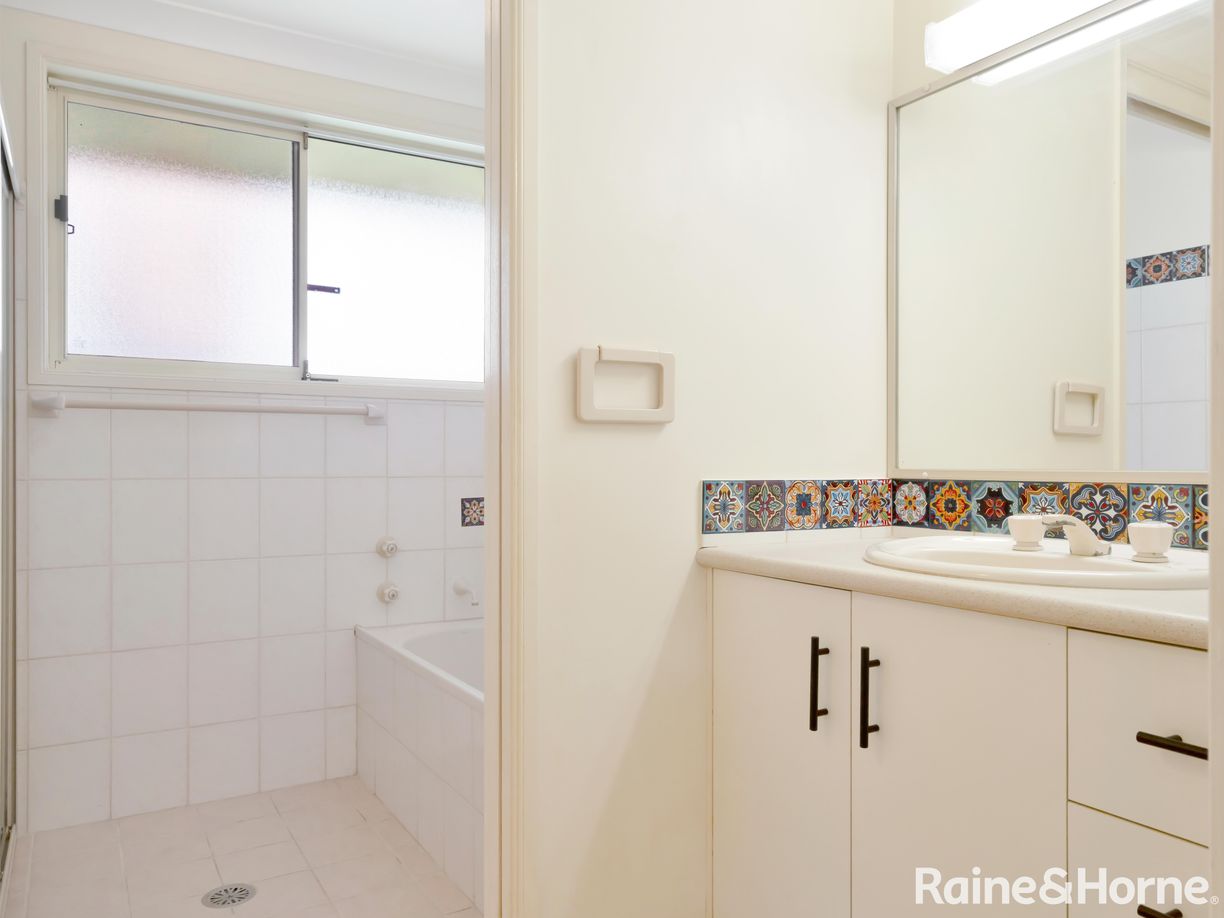 13 Purcell Crescent — photo 14 of 21