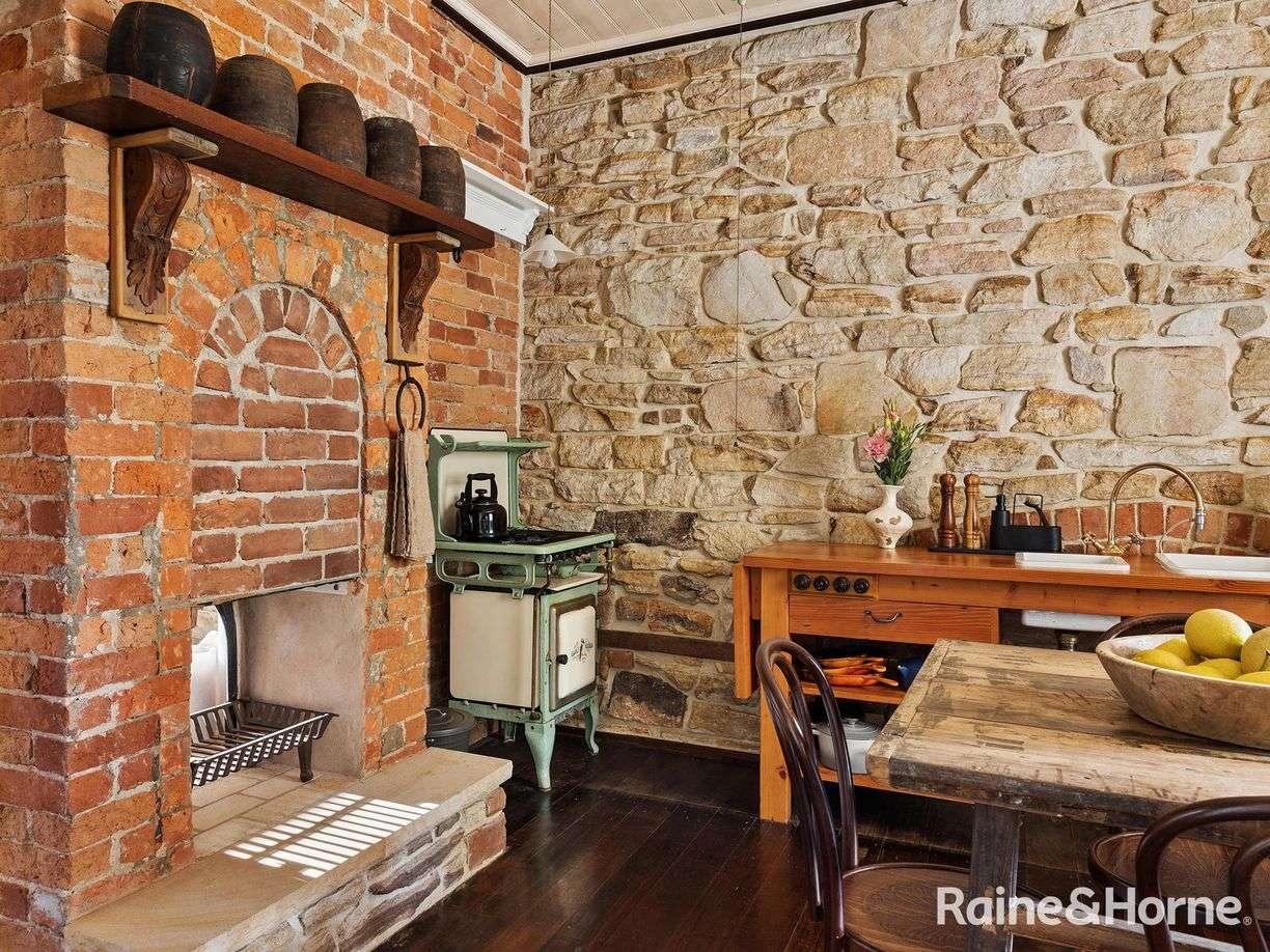 17 & 19 Stanley Street — photo 8 of 30