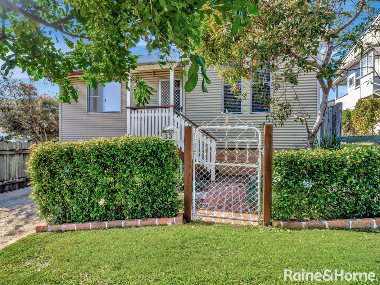 33 Oban Street — photo 3 of 24