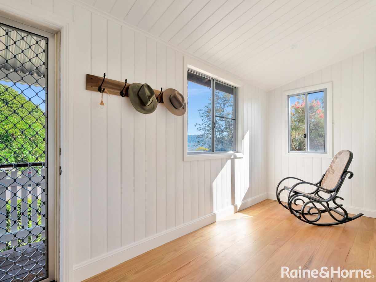 33 Oban Street — photo 4 of 24