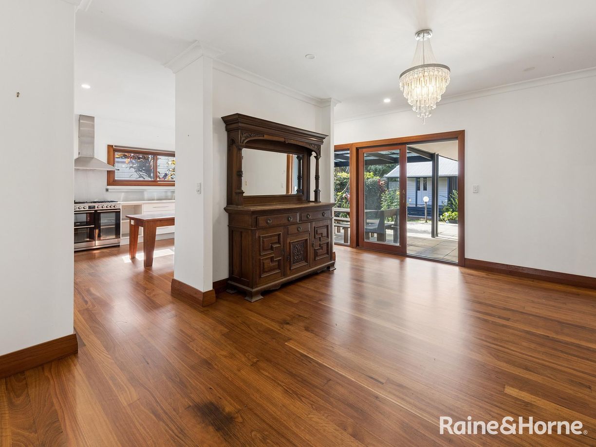 37 Chatsworth Road — photo 11 of 30