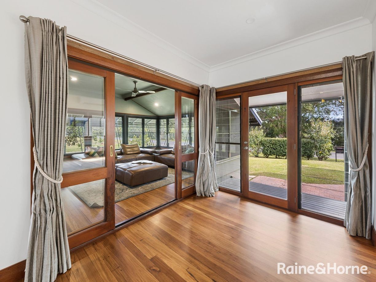 37 Chatsworth Road — photo 8 of 30