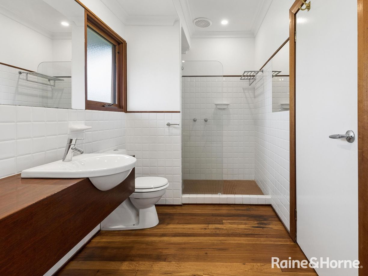 37 Chatsworth Road — photo 15 of 30