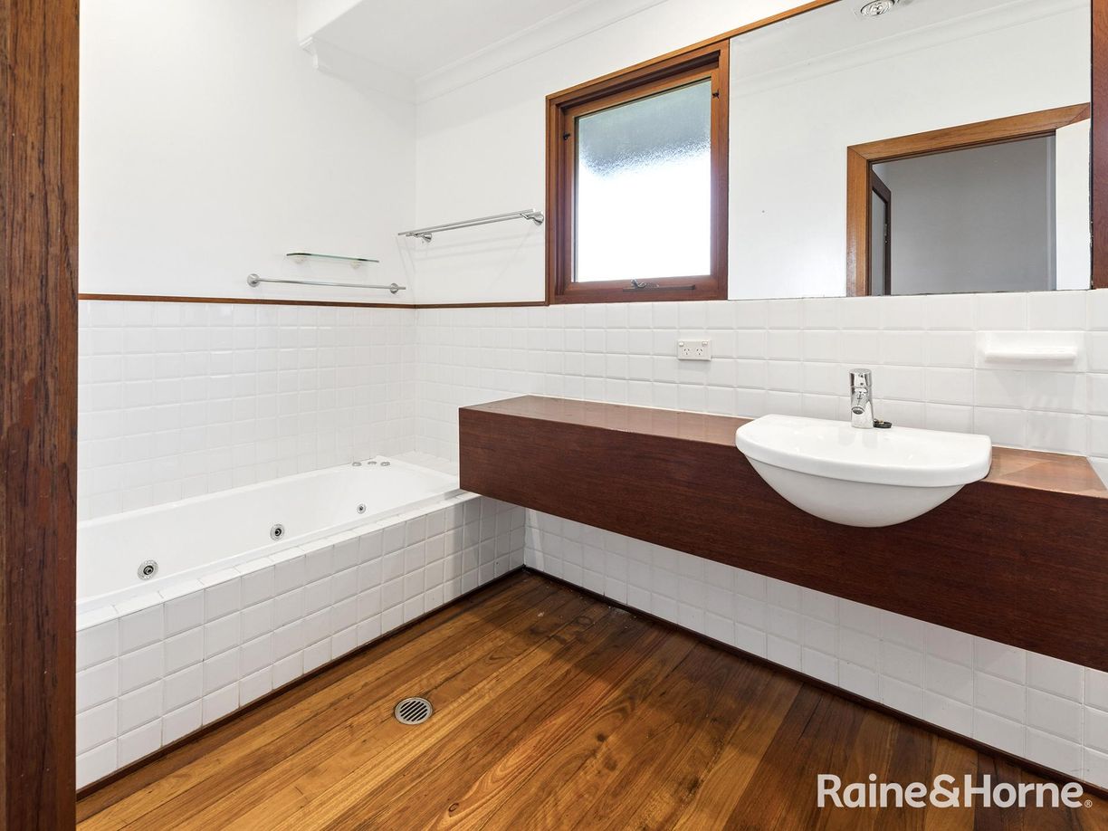 37 Chatsworth Road — photo 16 of 30