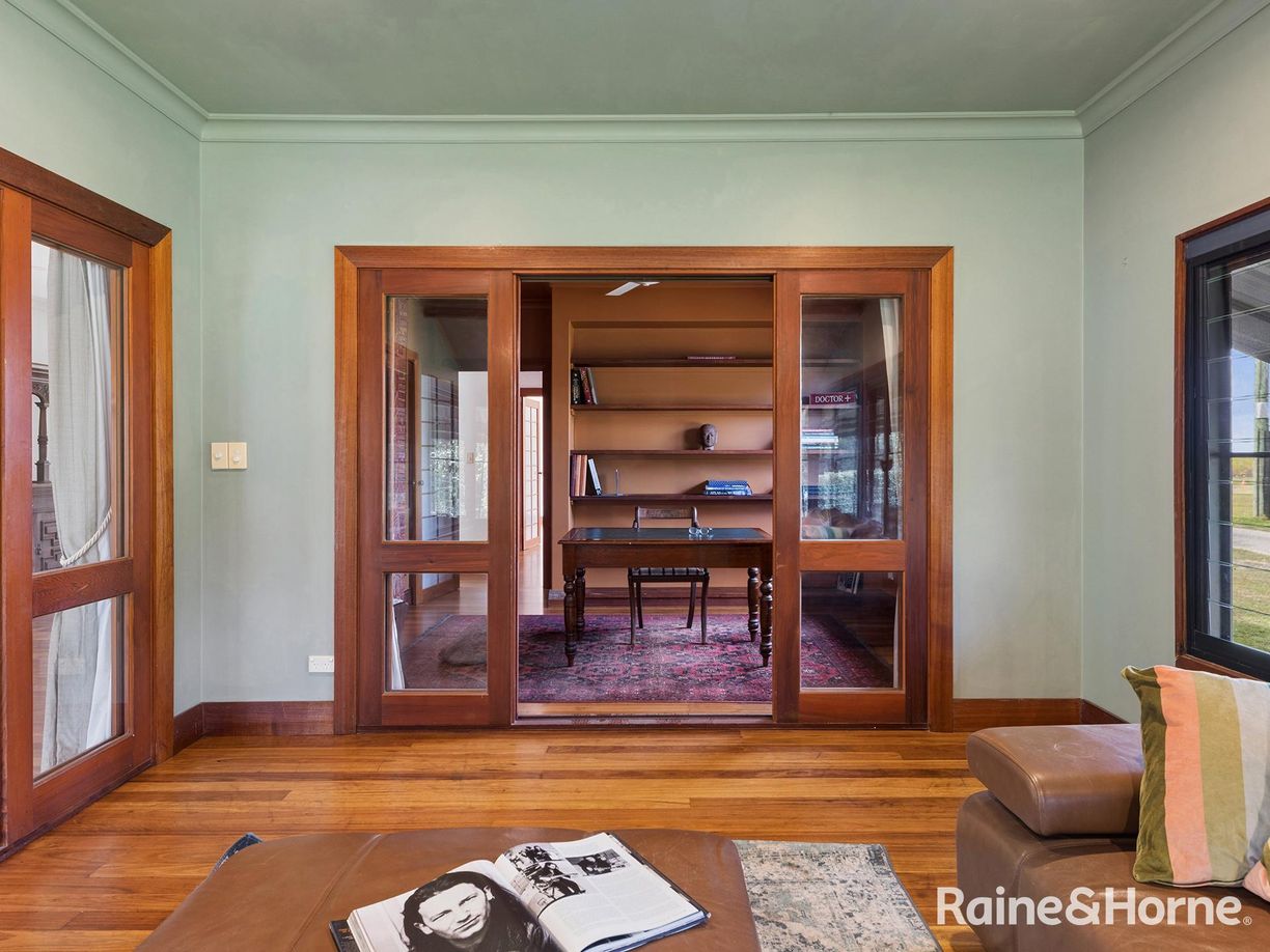 37 Chatsworth Road — photo 17 of 30