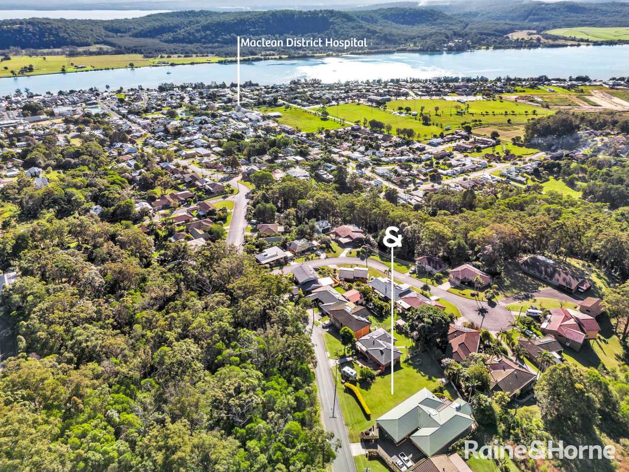 47 Clarence Street — photo 10 of 12