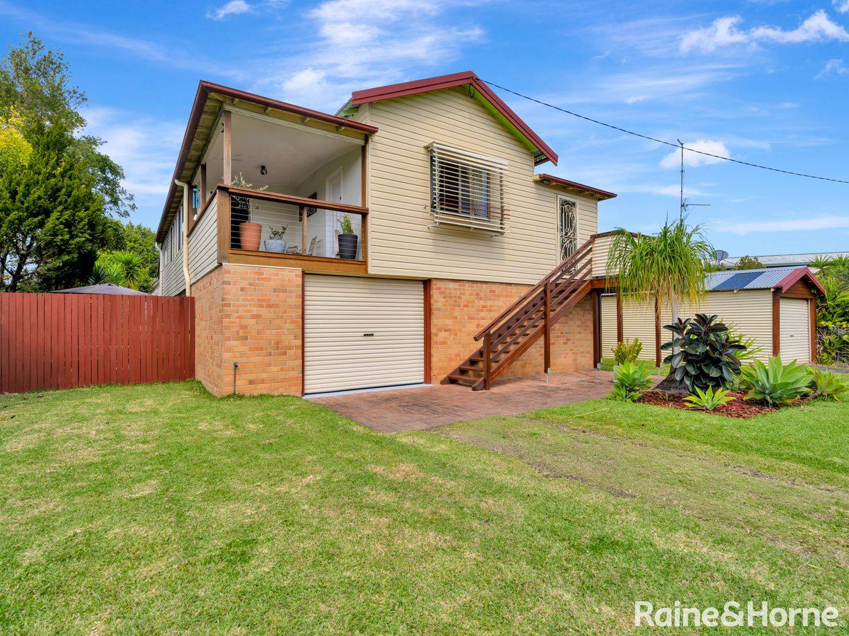 107 River Street — photo from Raine & Horne Maclean | Yamba | Iluka
