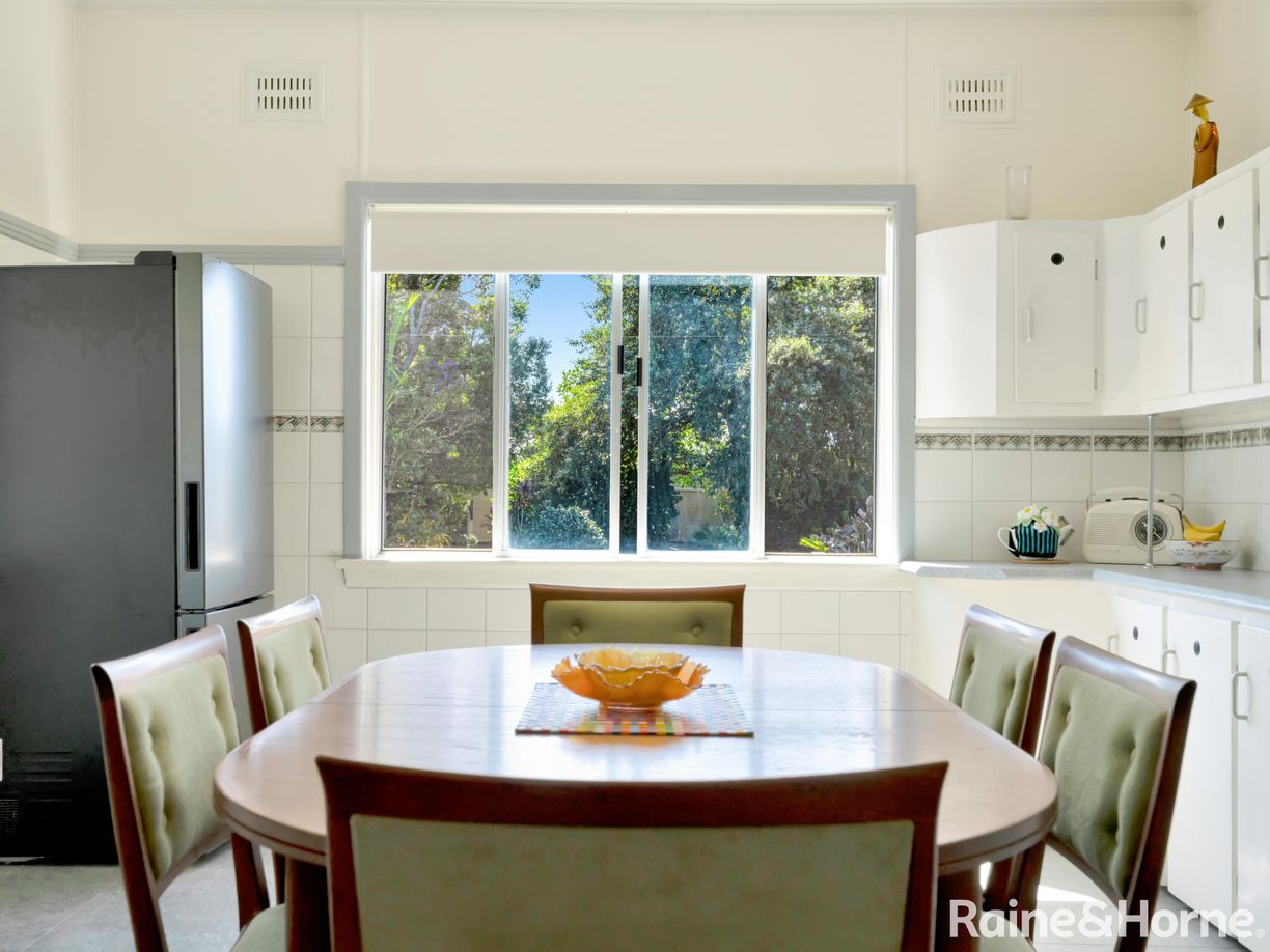 23 Morven Street — photo 9 of 22