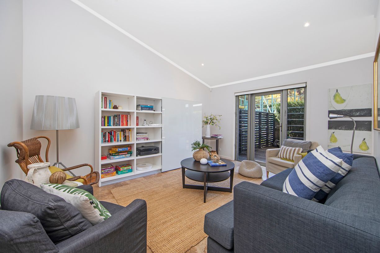 42 Cornelian Road — photo 5 of 30