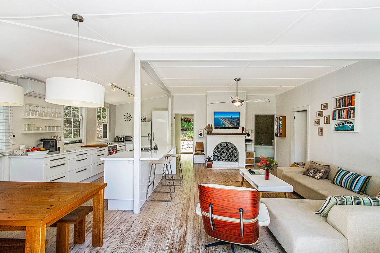 22 Crystal Avenue — photo from Raine & Horne Pearl Beach / Patonga