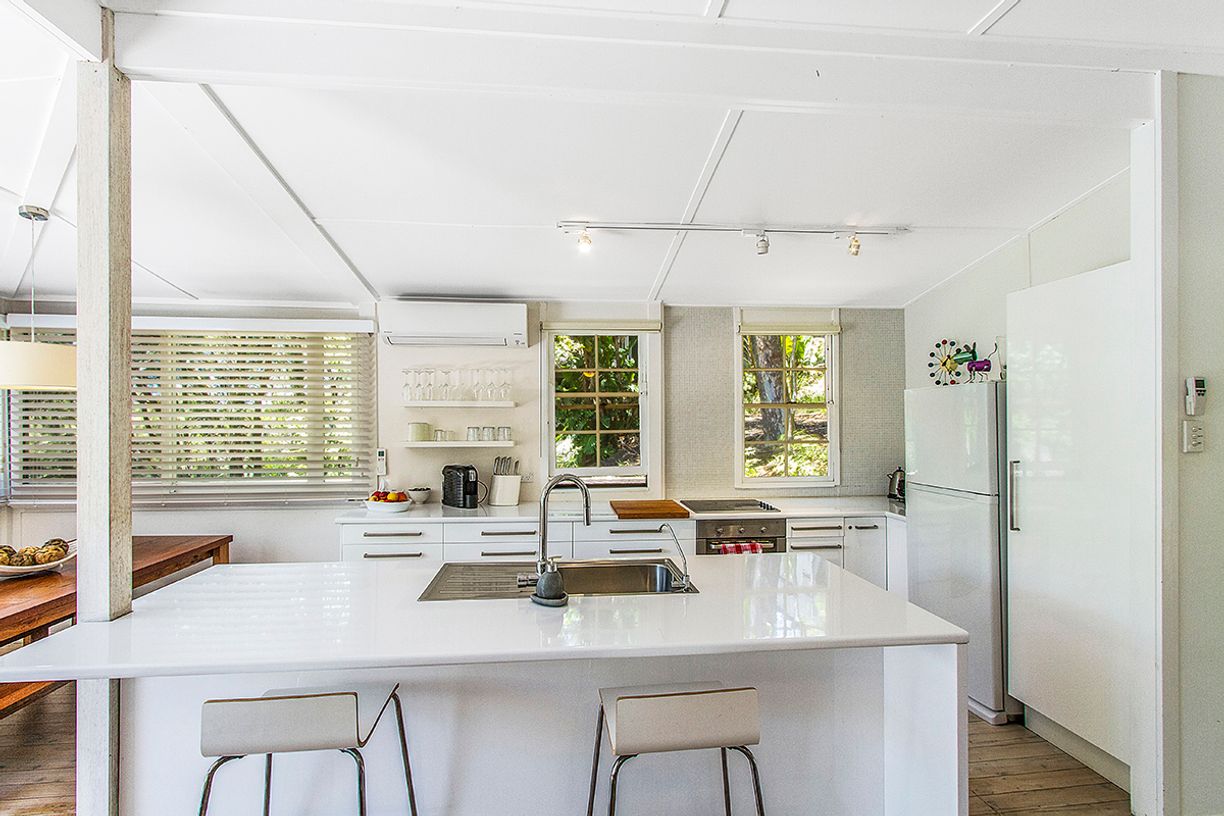 22 Crystal Avenue — photo 4 of 12