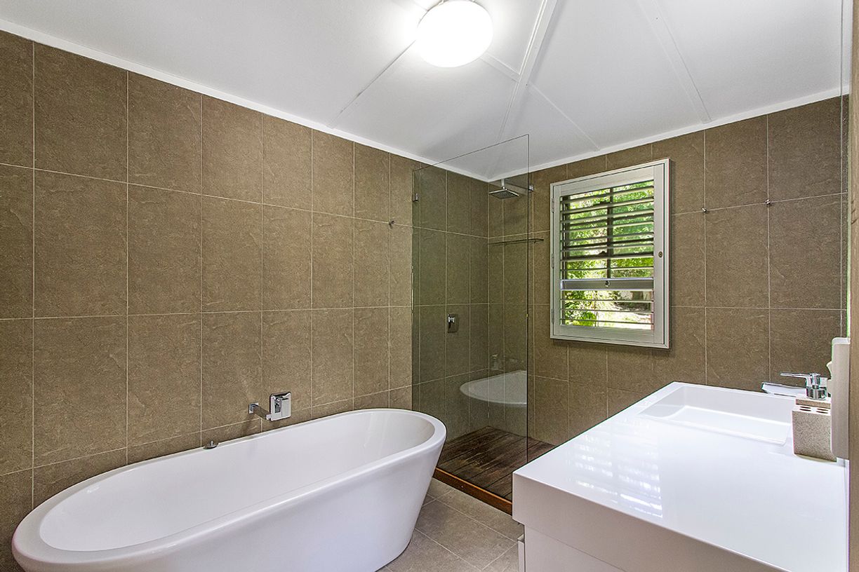 22 Crystal Avenue — photo 7 of 12
