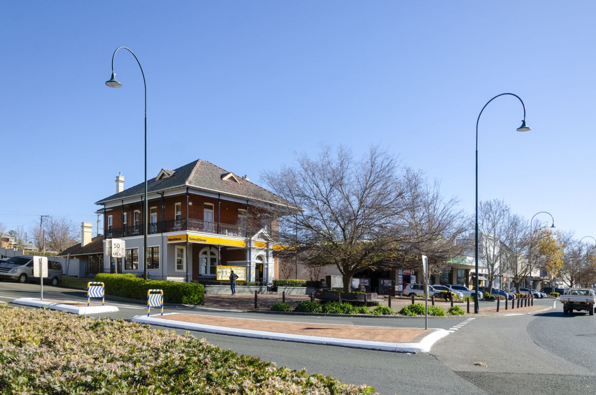 2 Station Street — photo 6 of 15