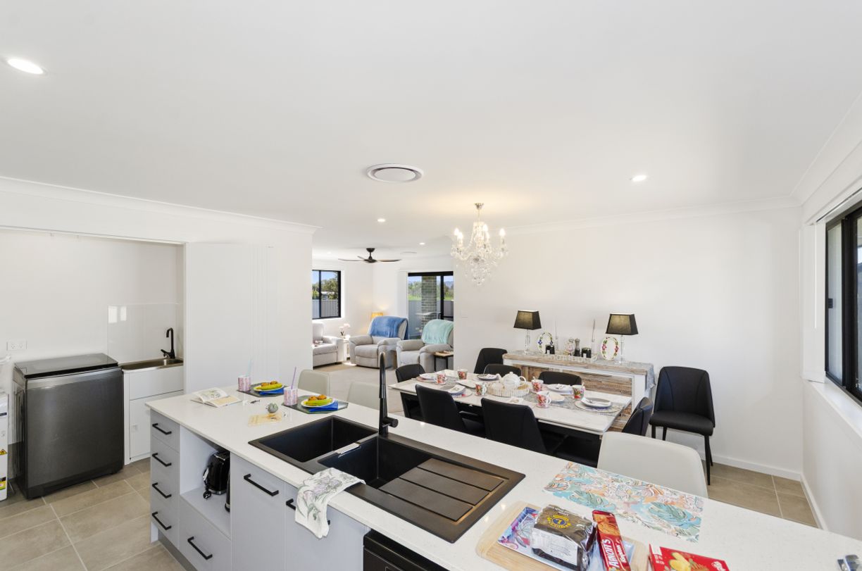 23 Robey Avenue — photo 6 of 18