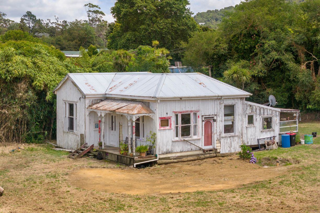 property-image