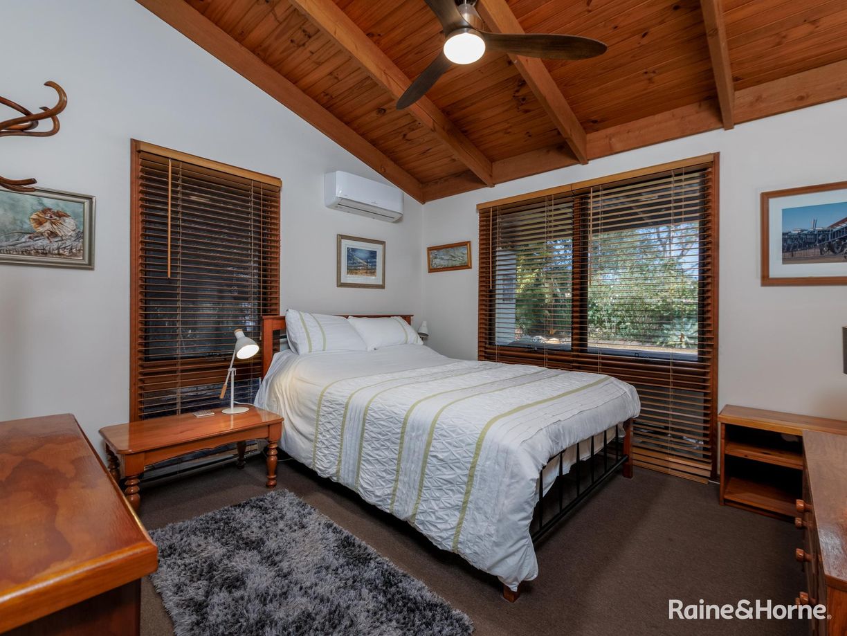 5 Buchan Drive — photo 10 of 21