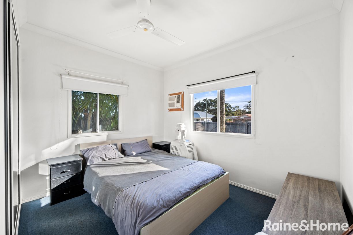 168 Woongarra Street — photo 12 of 21
