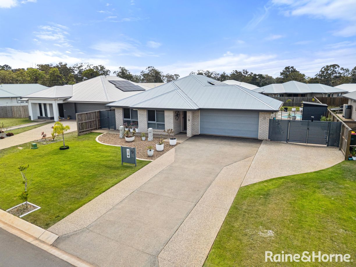 9 Ridge Road — photo from Raine & Horne Bundaberg