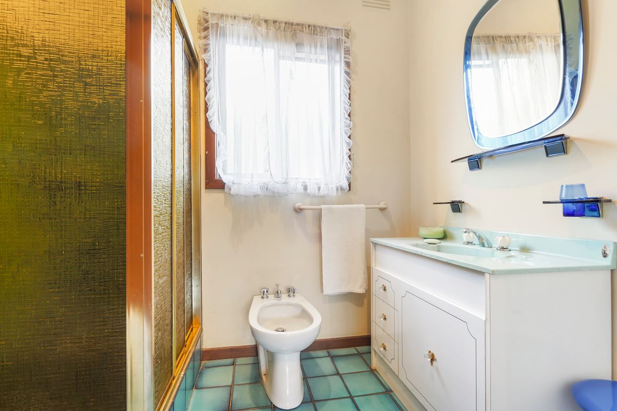 24 Zenith Street — photo 7 of 10