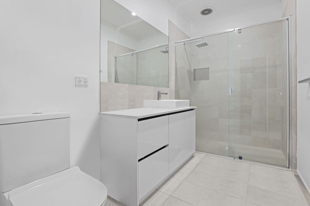 13 Kesenay Road — photo 5 of 11