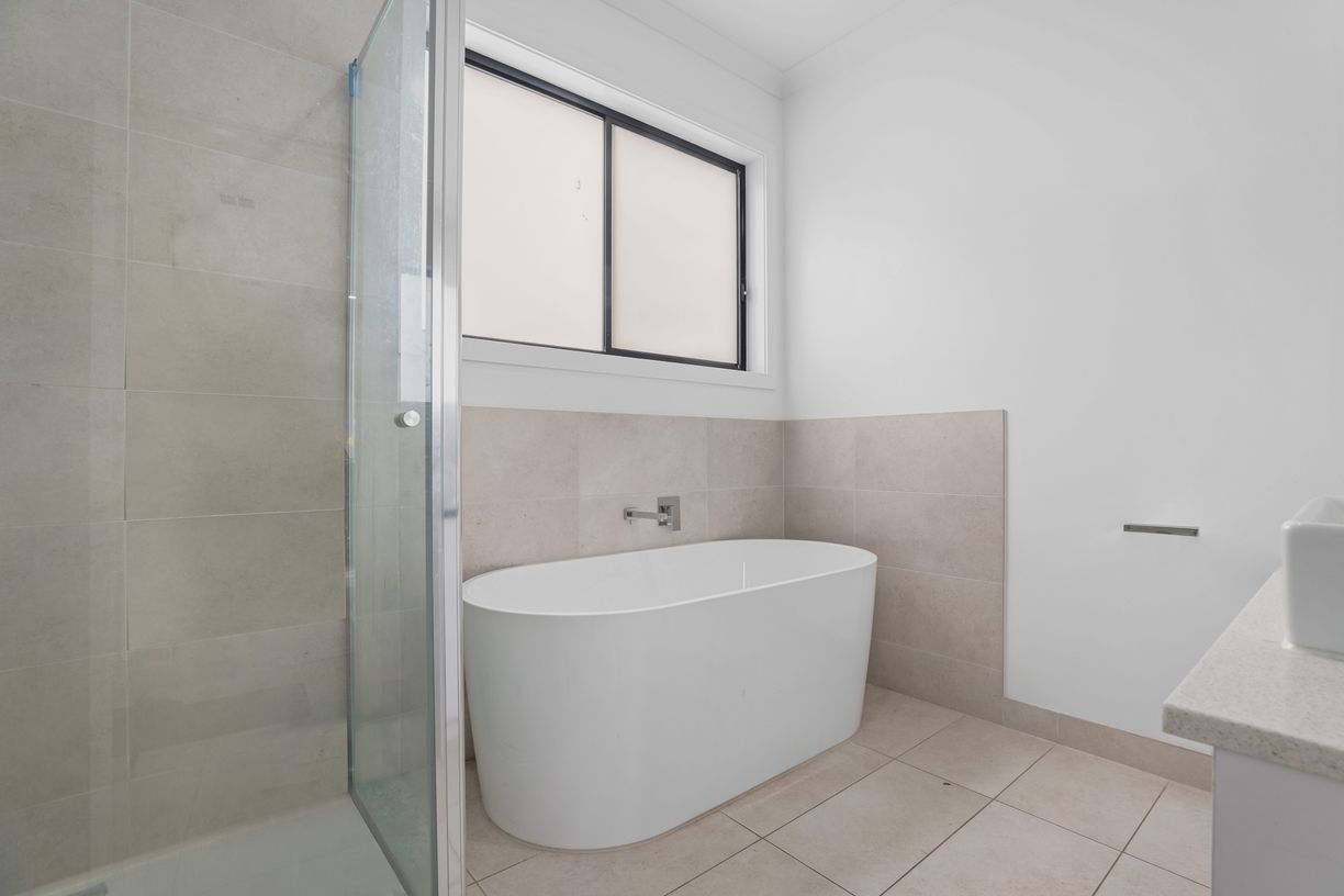 13 Kesenay Road — photo 6 of 11