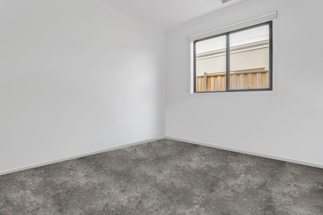 13 Kesenay Road — photo 10 of 11