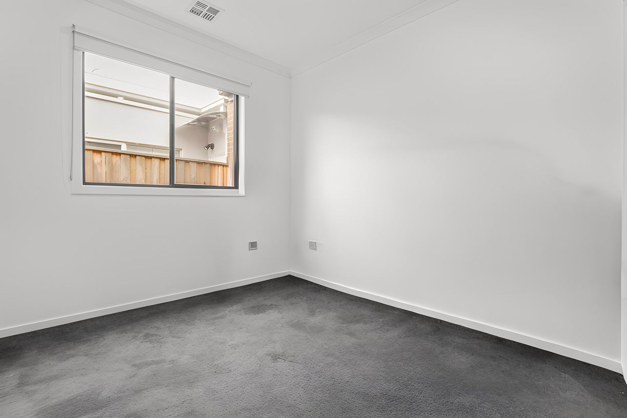 13 Kesenay Road — photo 8 of 11