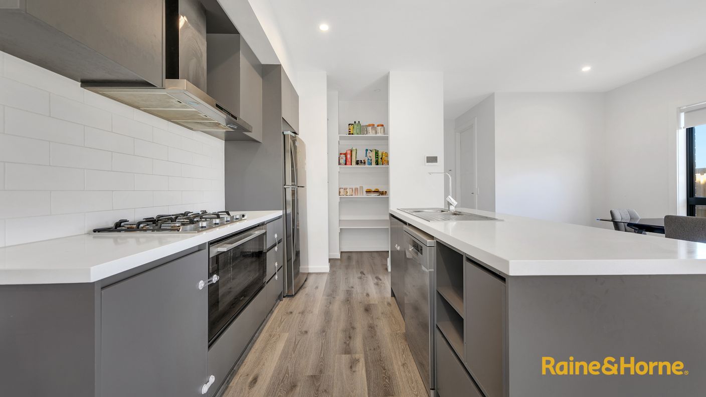 18 Trowbridge Drive — photo 6 of 17