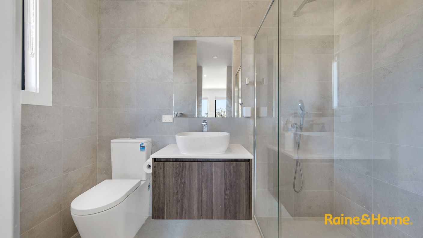 18 Trowbridge Drive — photo 13 of 17