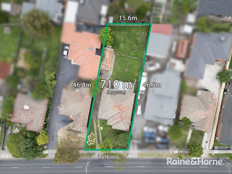 877 Pascoe Vale Road — photo 11 of 12