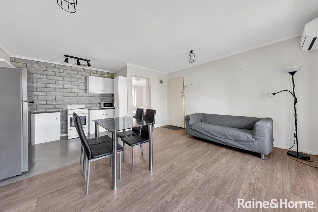 8/16 Murrell Street — photo 3 of 14
