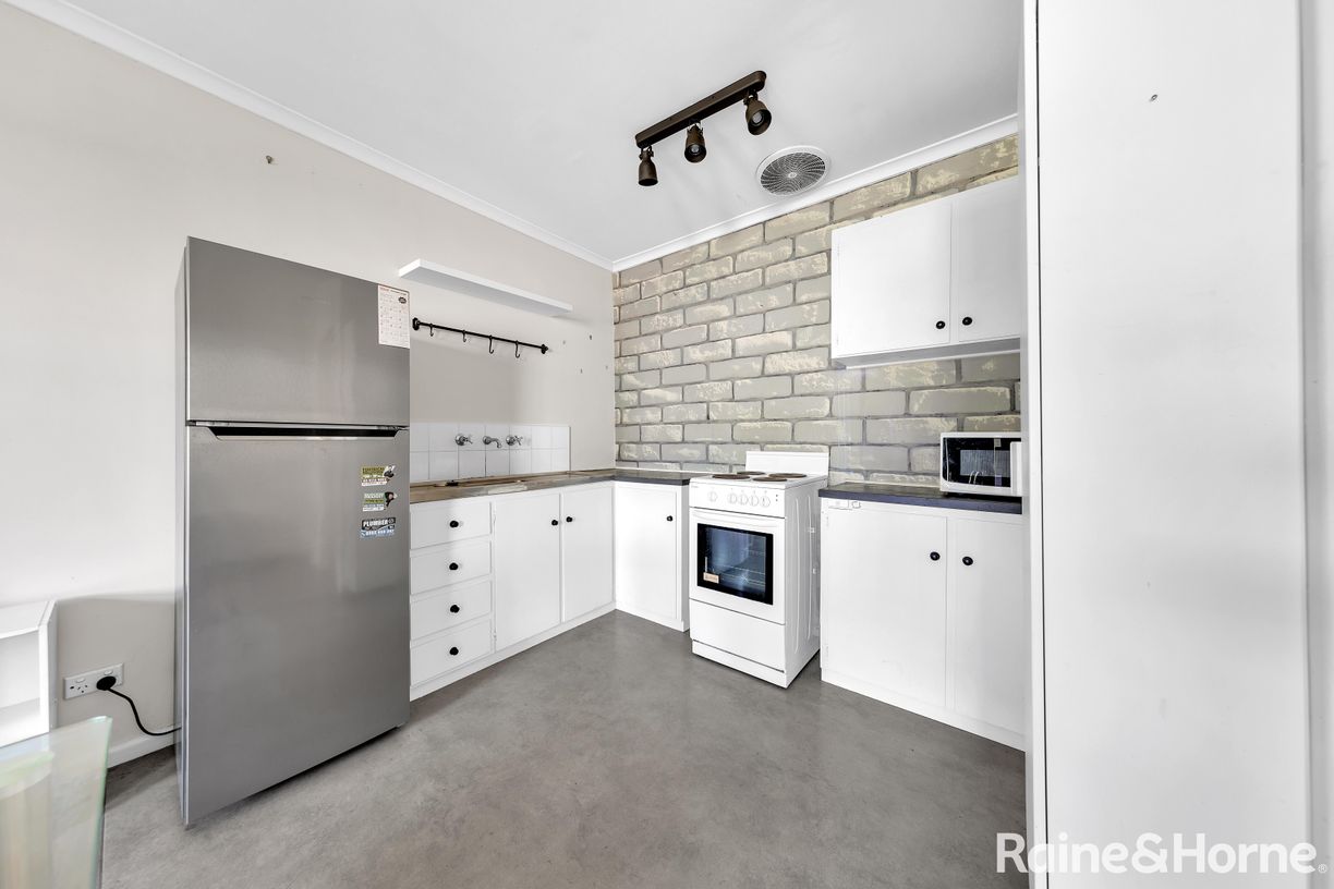 8/16 Murrell Street — photo 5 of 14