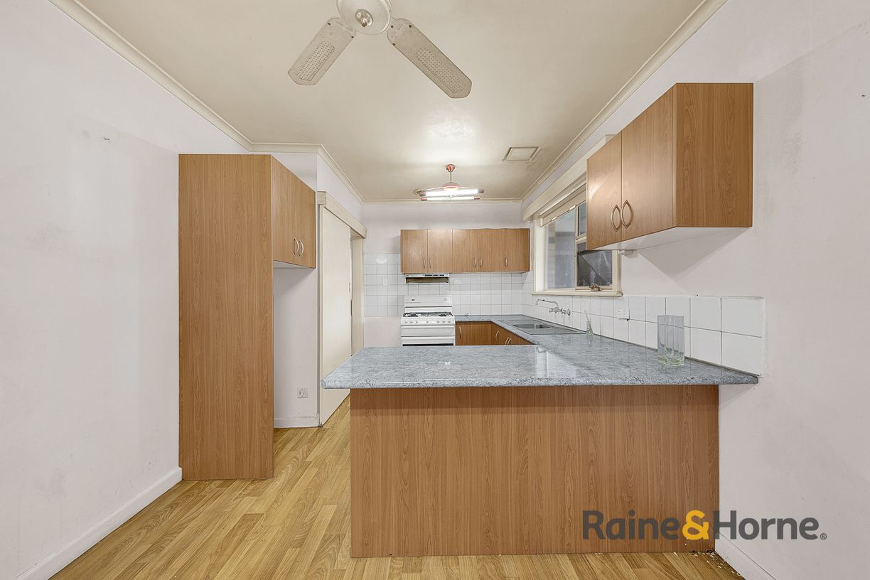 39 Angus Street — photo 7 of 19