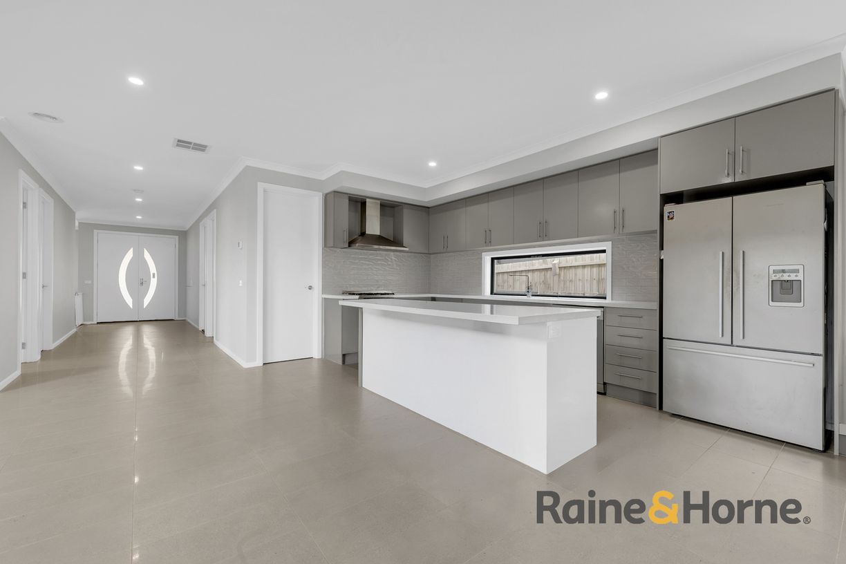 67 Holly Drive — photo 10 of 18