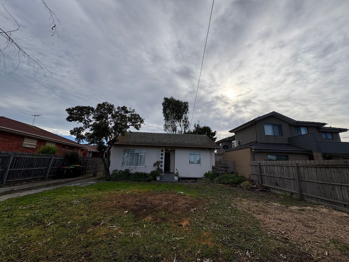 property-image