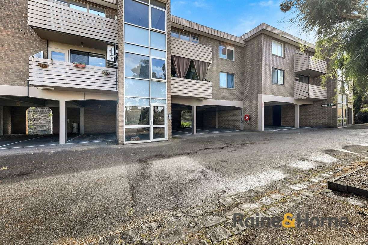 8/200 Melrose Drive — photo 15 of 23
