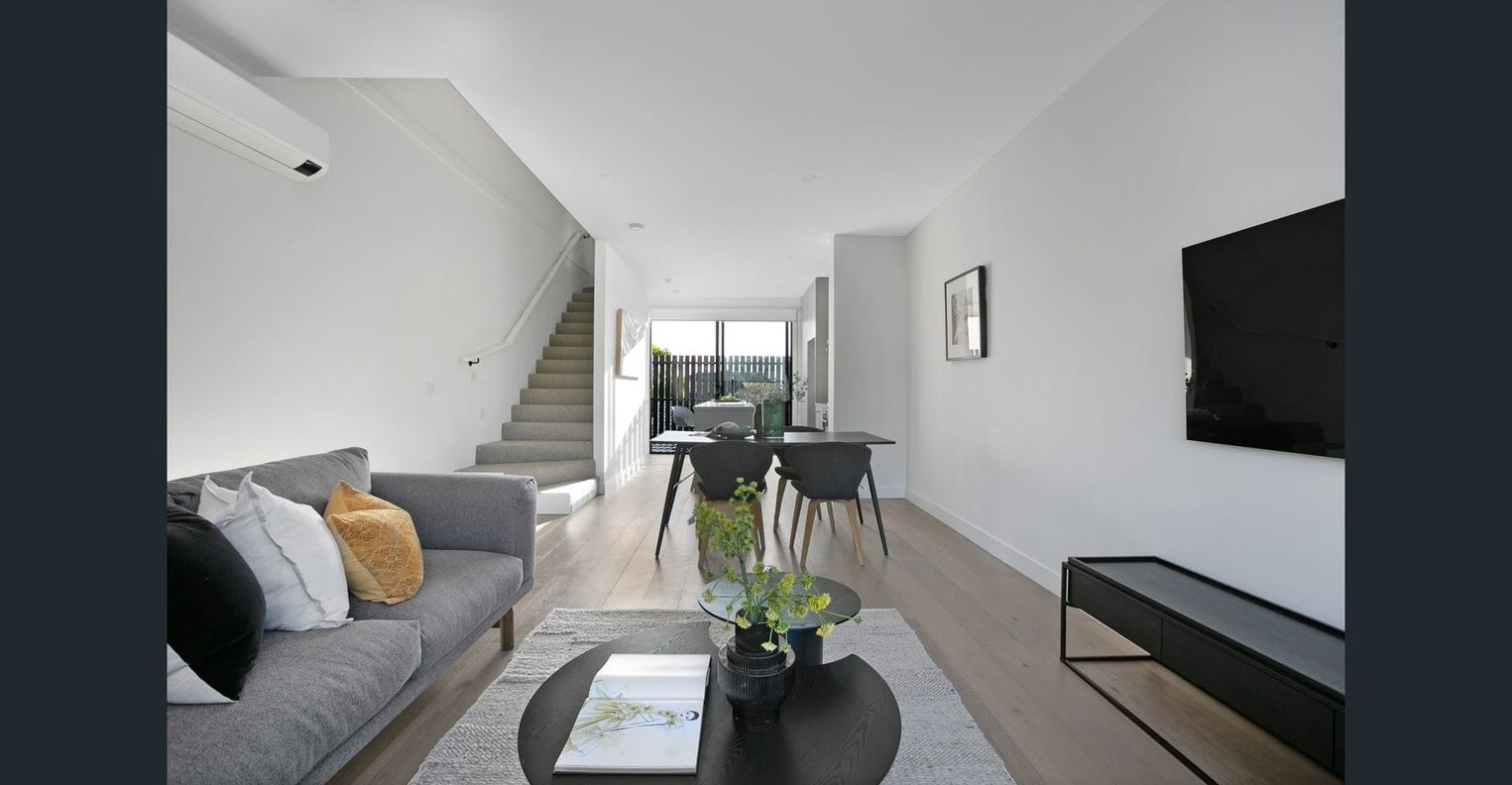15/61 Edwardes Street — photo 2 of 13