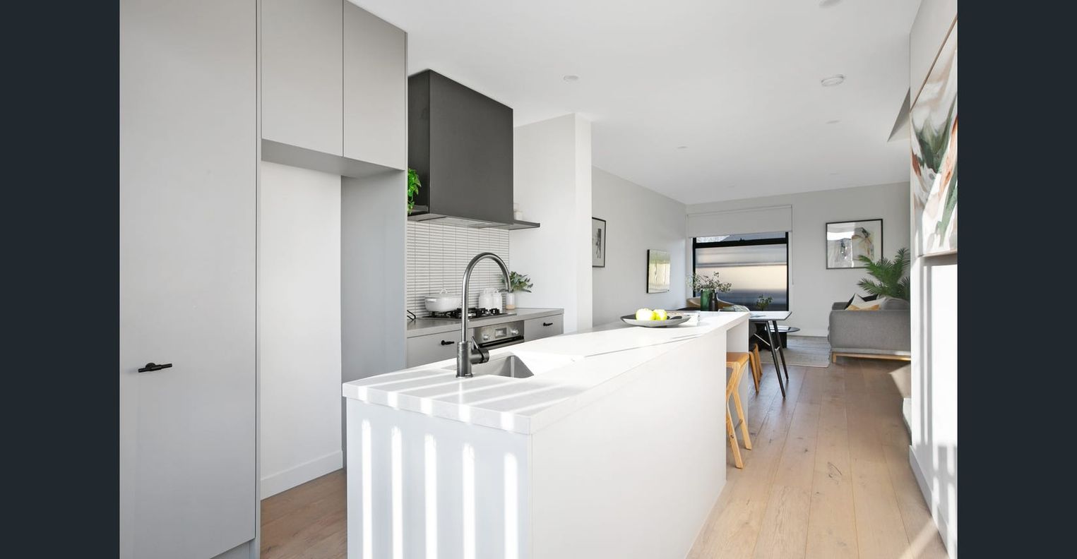 15/61 Edwardes Street — photo 3 of 13